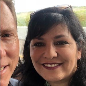 Meet your Posher, Gayle